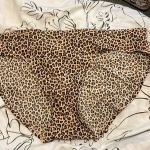 Silky and sexy leopard panties